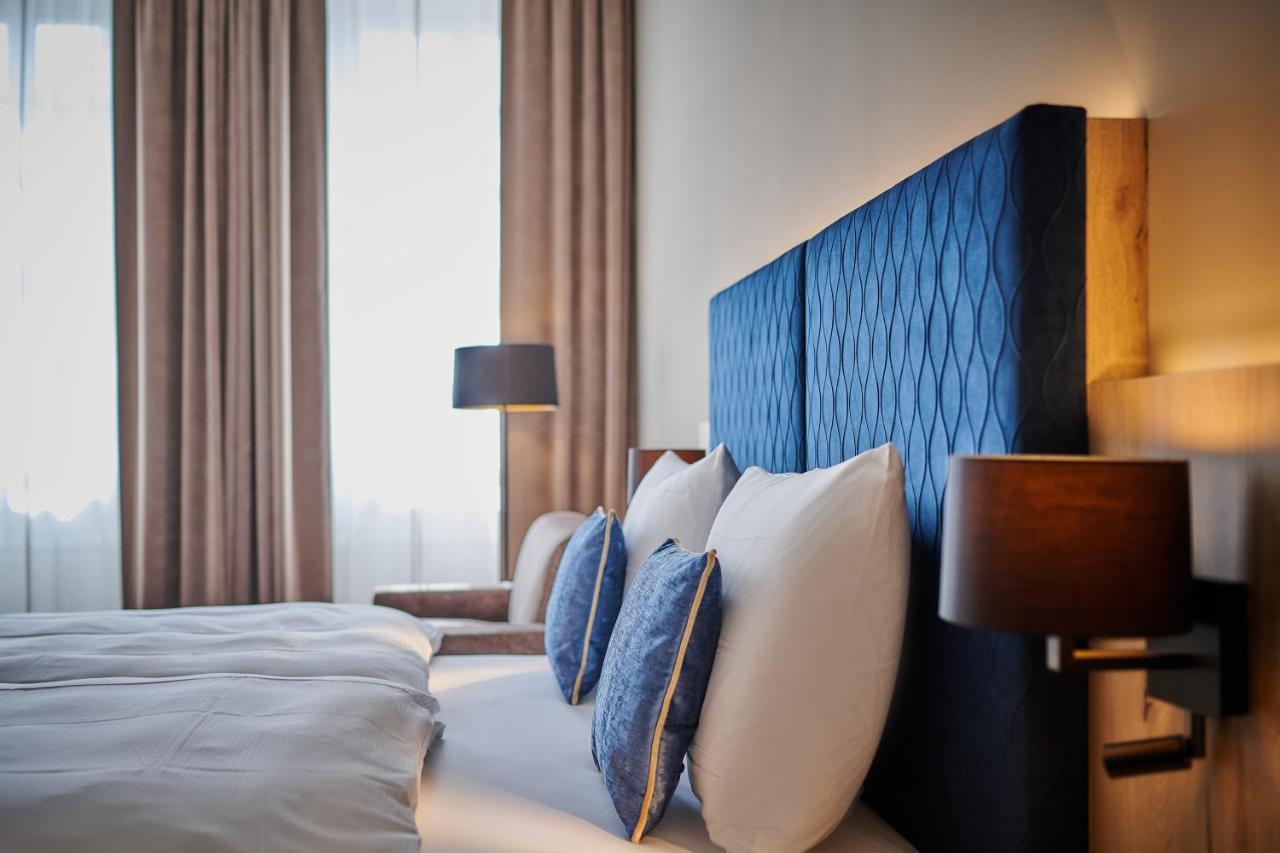 Hotel Zur Post Altoetting 외부 사진